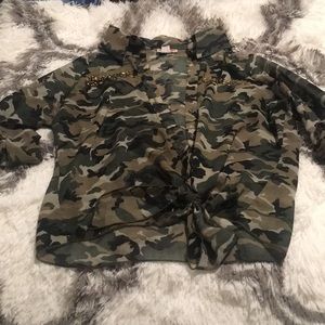Women’s Camo Tie Up Blouse